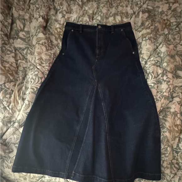 Banana Republic Dark Blue Women's Denim Skirt - Picture 2 of 12